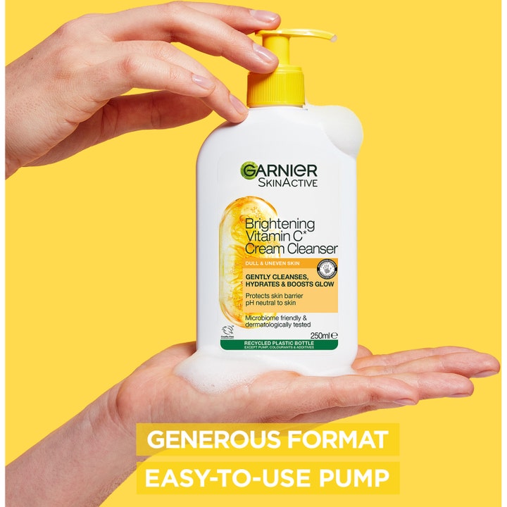 Garnier Skin Active Vitamin C Cream Cleanser 250 ml ansigtsrens med pumpe der giver glød og fugt