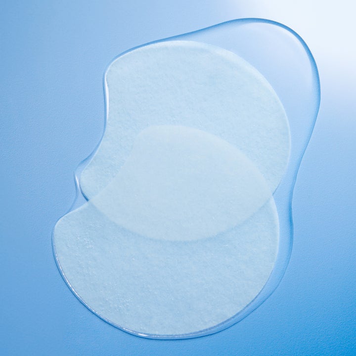 Torriden DIVE-IN Low Molecular Hyaluronic Acid Multi Pad 160 ml fugtgivende toner pads i klar væske på blå baggrund