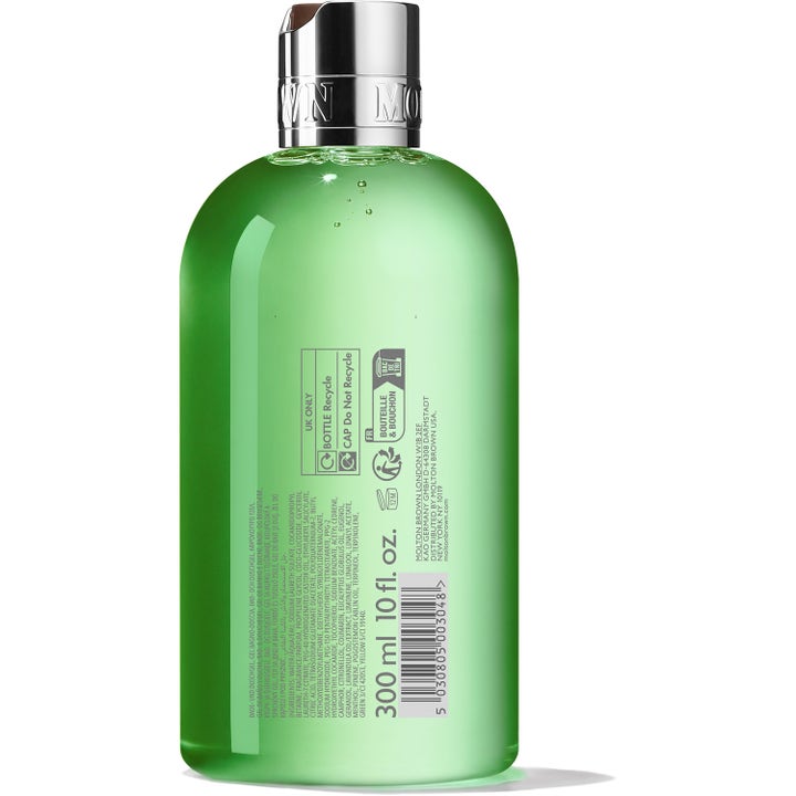 Molton Brown Infusing Eucalyptus Bath & Shower Gel 300 ml opfriskende brusesæbe i grøn flaske med ingrediensliste