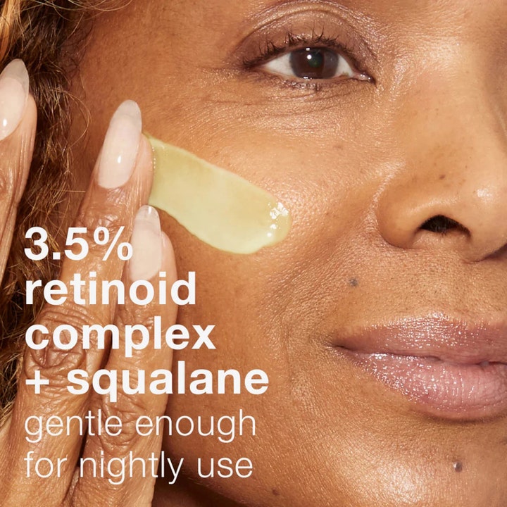 Dermalogica Dynamic Skin Retinol Serum 10 ml påføres huden med 3.5% retinoid complex og squalane.