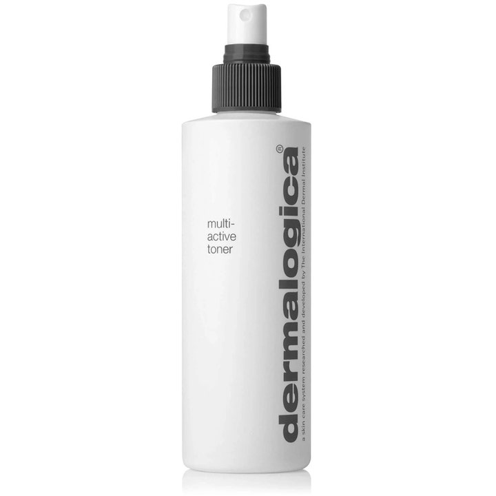 Dermalogica Multi-Active Toner 250 ml fugtgivende ansigtsspray i hvid plastflaske med spraypumpe