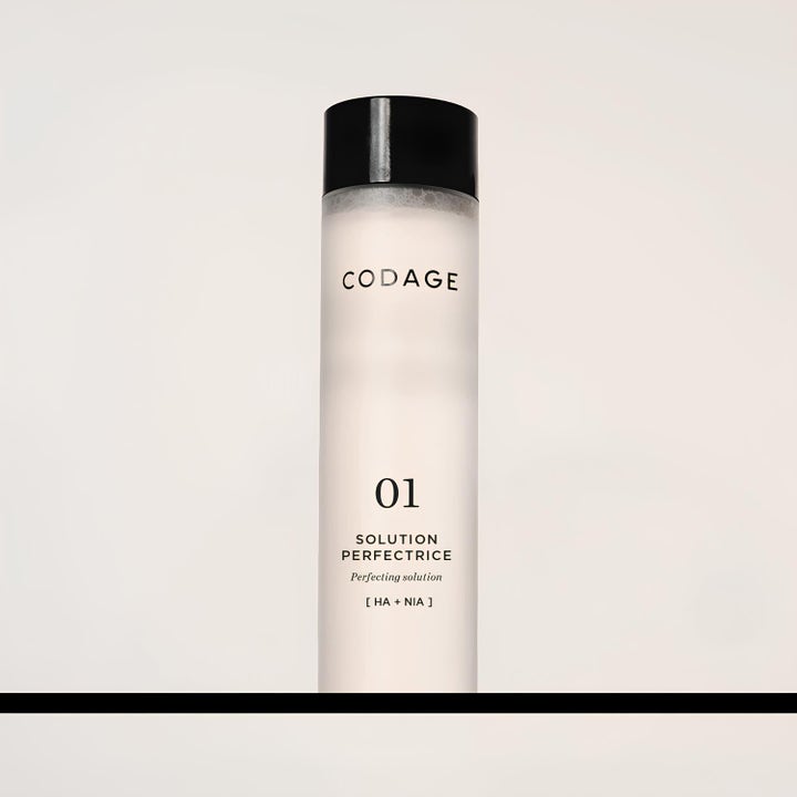 Codage Paris The Perfecting Solution N°01 150 ml toner i frostet flaske med sort låg der forfiner huden