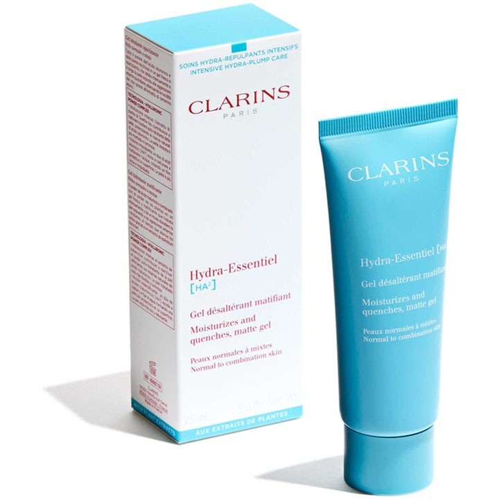 Clarins Hydra-Essentiel 75 ml mat gel giver fugt i lyseblå tube ved siden af hvid æske.