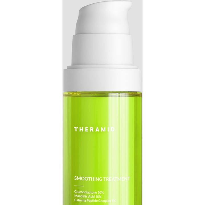 Niche Beauty Lab Theramid Smoothing Treatment 30 ml serum med mandelsyre i klar grøn flaske med hvid pumpe.