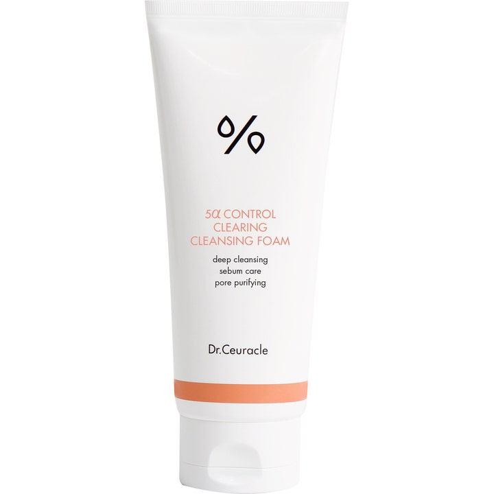 Dr.Ceuracle 5α Control Clearing Cleansing Foam dybderensende ansigtsrens mod uren hud i hvid tube med orange bånd.