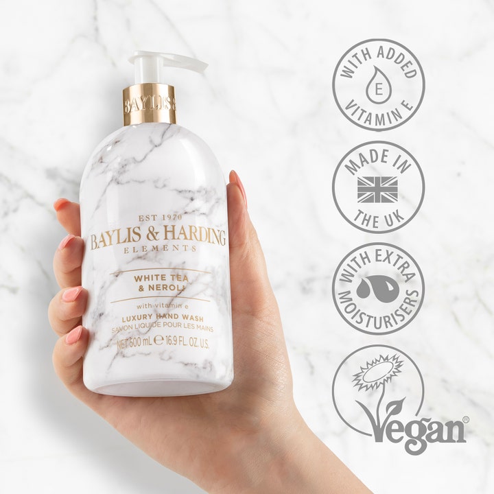 Baylis & Harding Elements White Tea & Neroli 500 ml fugtgivende håndsæbe i marmoreret flaske med guld pumpe.