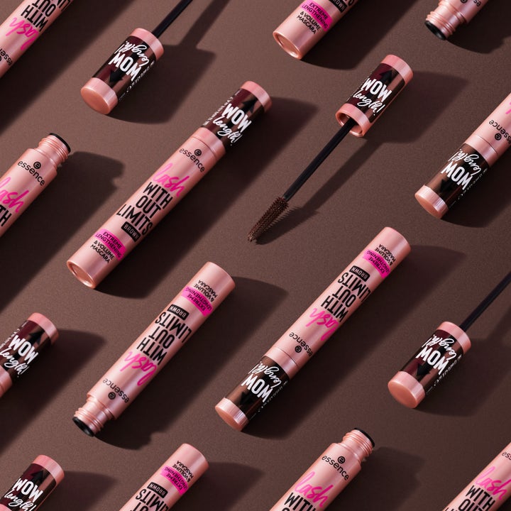 Lash Without Limits Extreme Lengthening & Volume Mascara