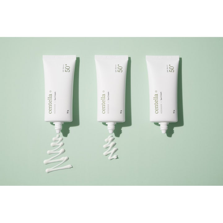 Mixsoon Centella Sun Cream 50 g beroligende solcreme i hvide tuber med cremet hvid tekstur