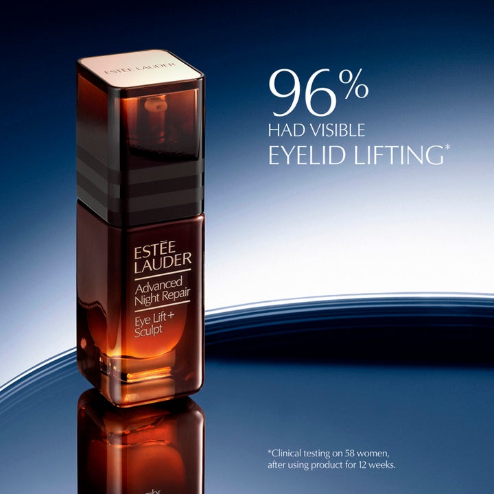Estée Lauder Advanced Night Repair Eye Lift + Sculpt 15 ml øjencreme i brun glasflaske med teksten 96% eyelid lifting.