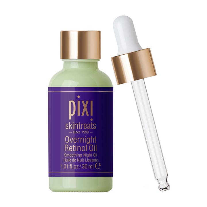 Pixi Skintreats Overnight Retinol Oil 30 ml udglattende natolie i lysegrøn glasflaske med lilla etiket og pipette.