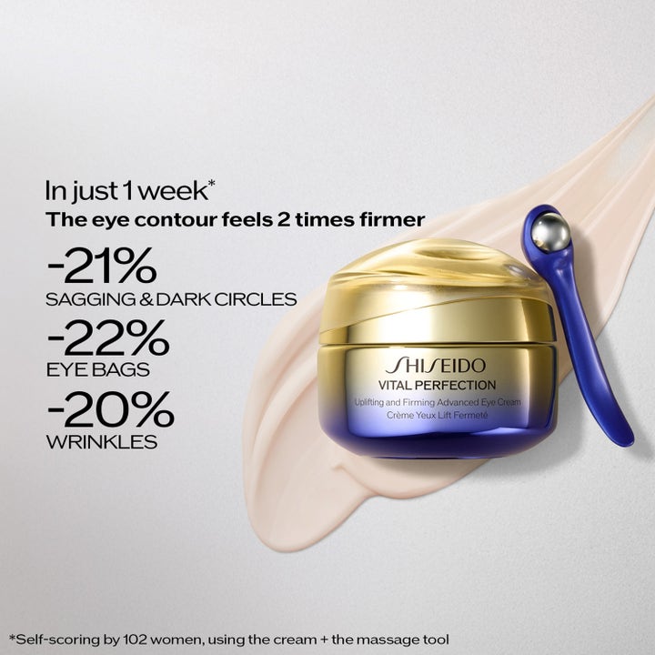 Shiseido Vital Perfection Advanced Eye Cream 15 ml øjencreme mod rynker i guld krukke med massageredskab