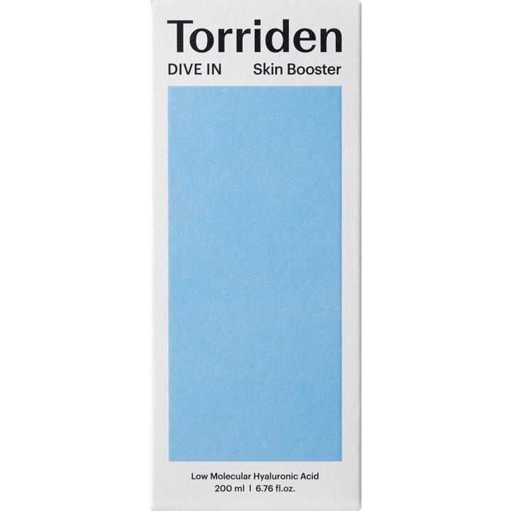Torriden DIVE-IN Skin Booster 200 ml fugtgivende toner i hvid papæske med et stort lyseblåt panel og sort tekst