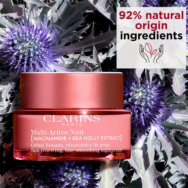 Clarins Multi-Active Nuit 50 ml udglattende nattkräm i lyserød krukke med strandtidsel og 92% naturlige ingredienser.