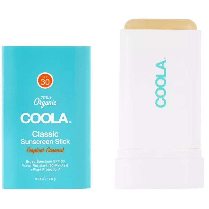 COOLA Classic Stick Tropical Coconut 17 g solcreme i turkis hylster og hvid stick med SPF 30 og økologisk indhold