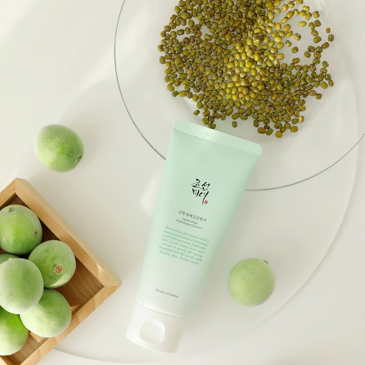 Beauty of Joseon Green Plum Refreshing Cleanser 100 ml ansigtsrens i lysegrøn tube med friske blommer og mungbønner
