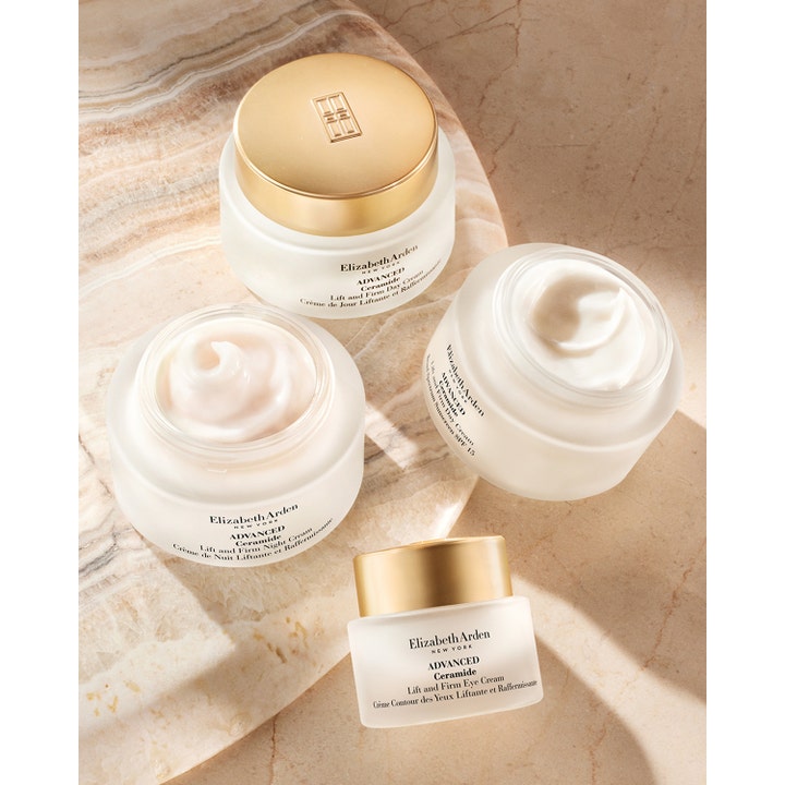 Elizabeth Arden Ceramide Lift & Firm Advanced Night Cream 50 ml opstrammende natcreme i frostet glas med cremet tekstur