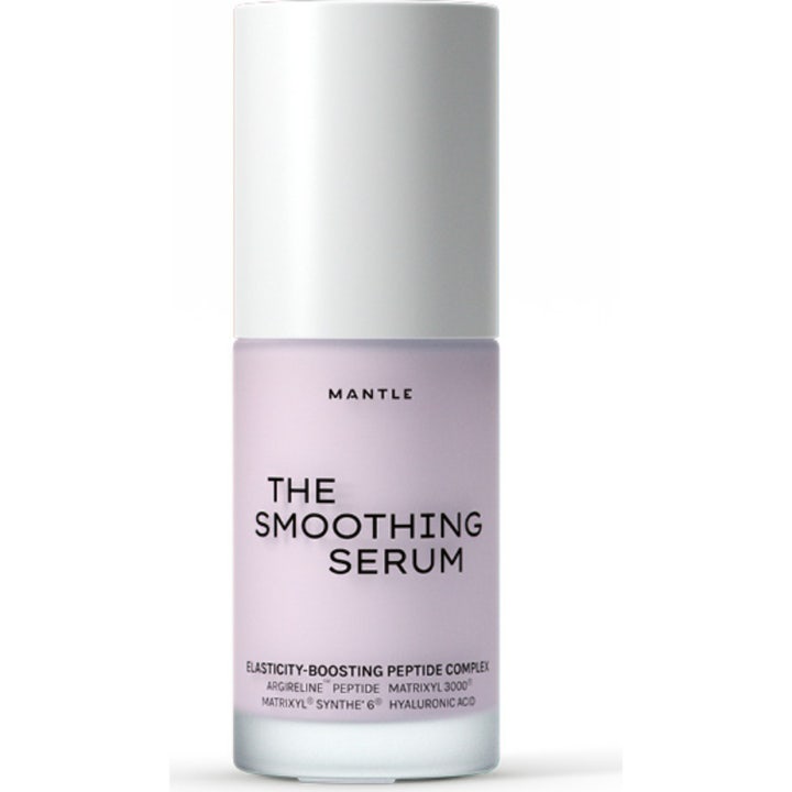 MANTLE The Smoothing Serum 30 ml udglattende ansigtsserum med peptider i frostet glasflaske med lyserødt indhold.