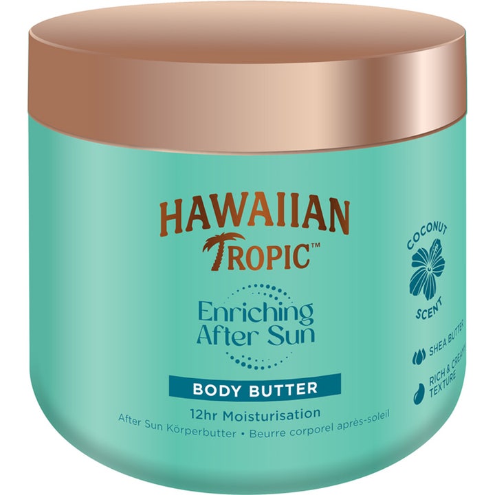 Hawaiian Tropic Enriching After Sun Body Butter fugtgivende creme i turkis krukke med metallisk rosaguld låg.