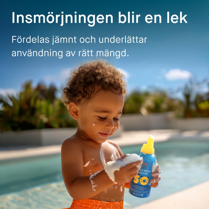 EVY Technology Sunscreen Mousse For Kids 150 ml solcreme til børn giver 8 timers vandfast beskyttelse i leg