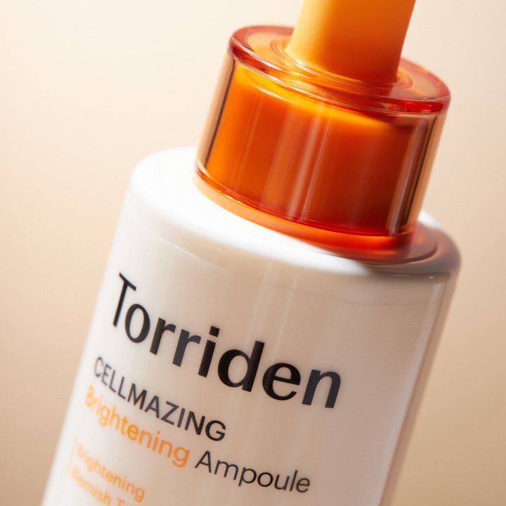 Torriden CELLMAZING Vita C Brightening Ampoule 30 ml glødgivende vitamin C-serum i hvid flaske med orange detaljer