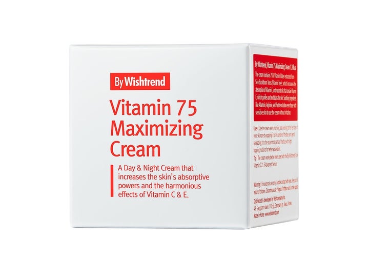 By Wishtrend Vitamin 75 Maximizing Cream 50 ml glødgivende ansigtscrème i hvid papæske med rød tekst