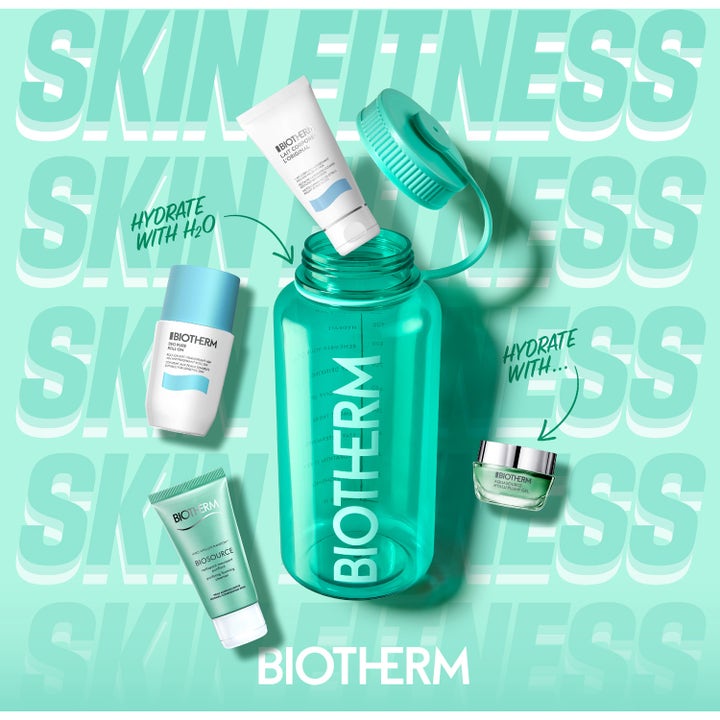 Biotherm Aqua Drop Set 1 stk fugtgivende hudplejesæt vist med en turkis vandflaske og Skin Fitness baggrund