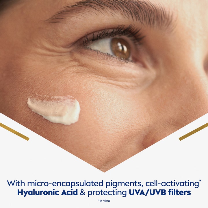 NIVEA LUMINOUS 630 Cellular Anti Dark-Spot Tinted Fluid 40 ml dagcreme med hyaluronsyre påført direkte på huden