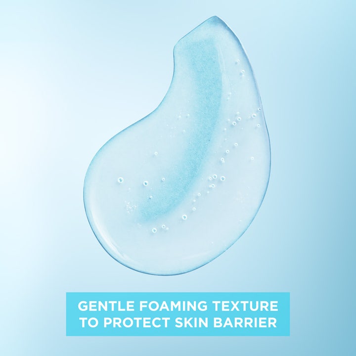 Garnier SkinActive PureActive Gentle Deep Cleanser 250 ml ansigtsrens med klar lyseblå geltekstur og små bobler
