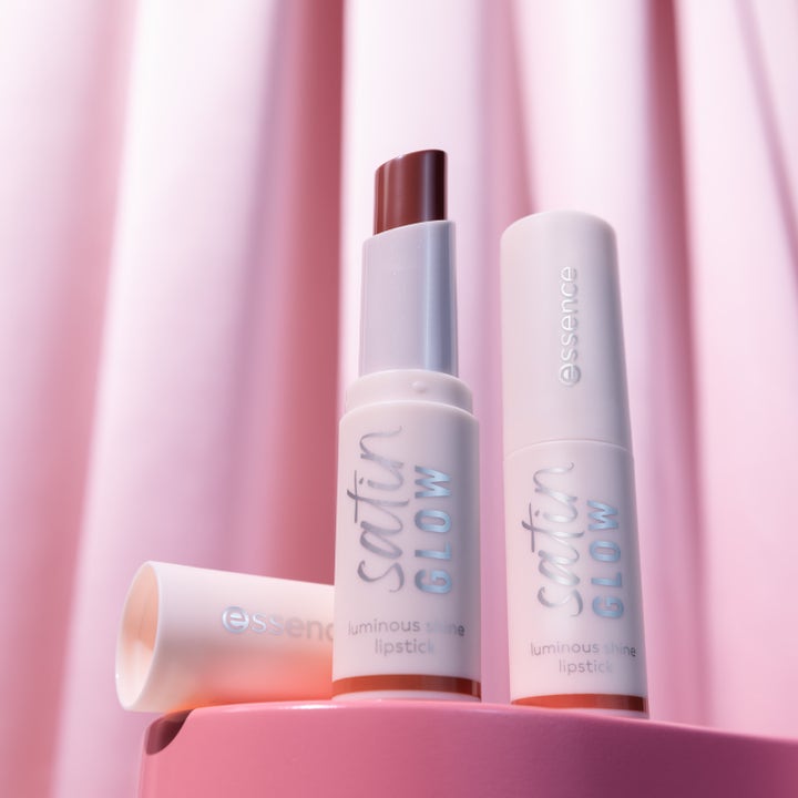 Satin Glow Luminous Shine Lipstick