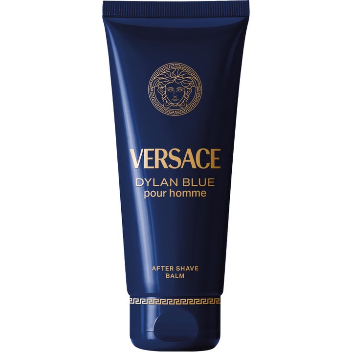 Versace Dylan Blue Pour Homme After Shave Balm beroligende aftershave i mørkeblå tube med guldlogo.