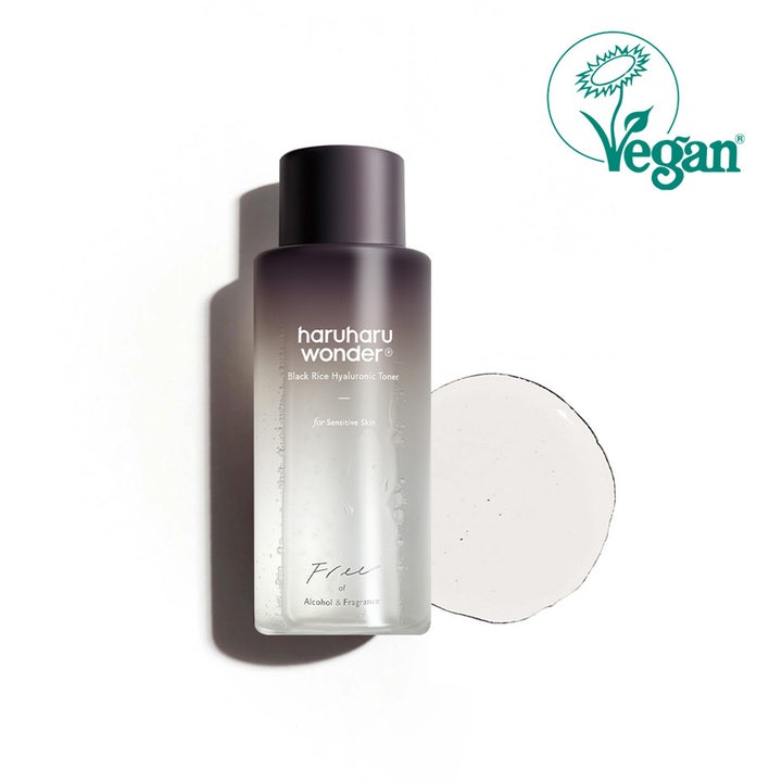 haruharu wonder Black Rice Hyaluronic Toner 150 ml vegansk ansigtsvand i ombre-flaske med klar flydende tekstur
