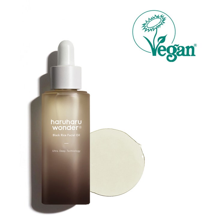 haruharu wonder Black Rice Facial Oil 30 ml vegansk ansigtsolie i frostet glasflaske med klar teksturprøve