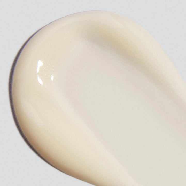 Dermalogica Stress Positive Eye Lift Duo øjencreme med en glat og cremet tekstur der opstrammer huden