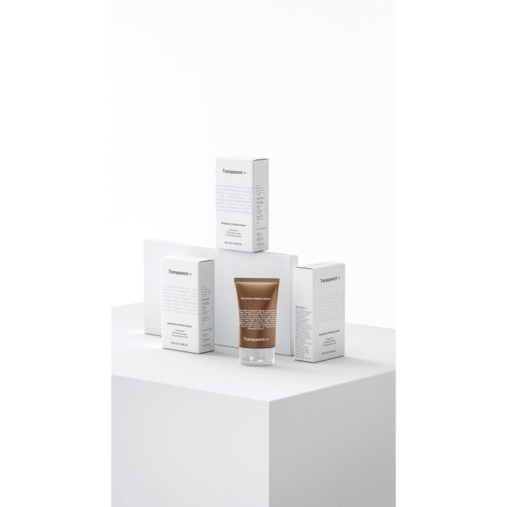 Niche Beauty Lab Transparent Lab Bakuchiol Firming Cream 50 ml i brun tube med hvide æsker der opstrammer huden