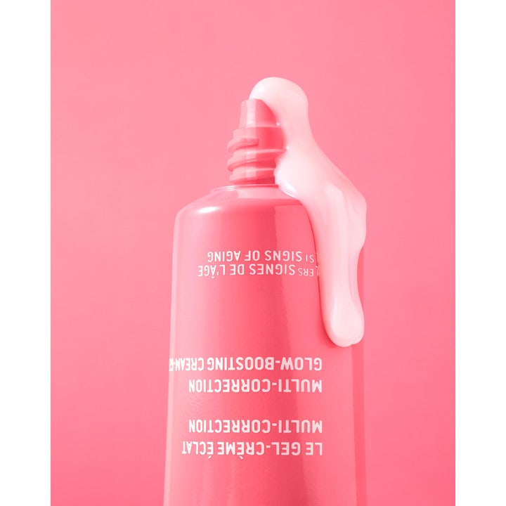 Nuxe Créme Prodigieuse Boost Gel Cream 40 ml giver glød med en let lyserød tekstur fra en matchende pink tube.