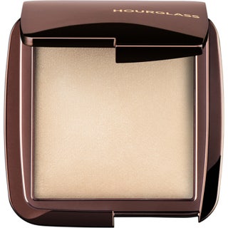 Hourglass Ambient Lighting Powder Diffused Light