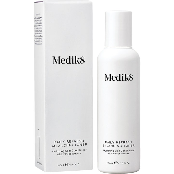 Medik8 Daily Refresh Balancing Toner 150 ml fugtgivende ansigtsvatten i hvid flaske og hvid emballage