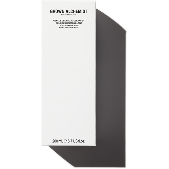 Grown Alchemist Gentle Gel Facial Cleanser 200 ml i hvid emballage med beroligende aloe og rose.
