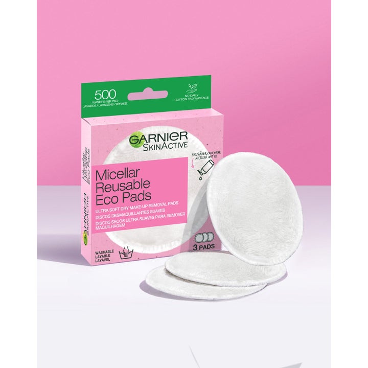 Garnier SkinActive Micellar Reusable Eco Pads 3 stk bløde hvide genanvendelige vatrondeller til skånsom ansigtsrens.