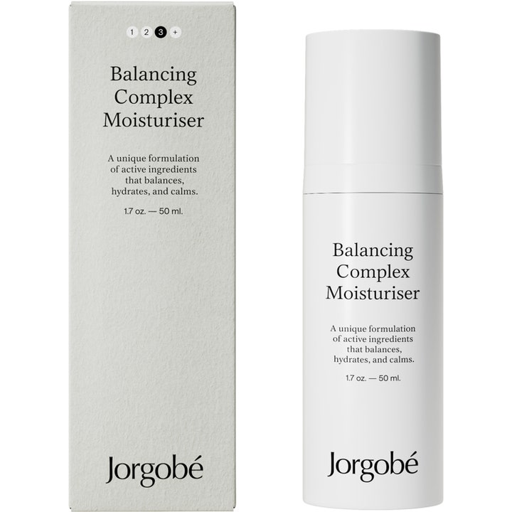 Jorgobé Balancing Complex Moisturiser 50 ml fugtgivende dagcreme i hvid pumpeflaske og æske der balancerer huden.