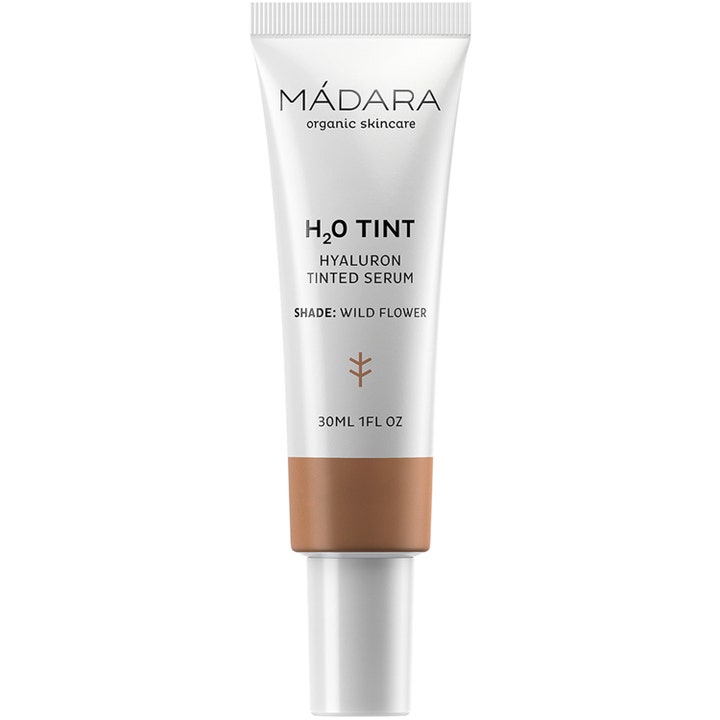 Mádara H2O Tint Hyaluron Tinted Serum 30ml fugtgivende ansigtsserum i hvid tube der viser den brune Wild Flower nuance