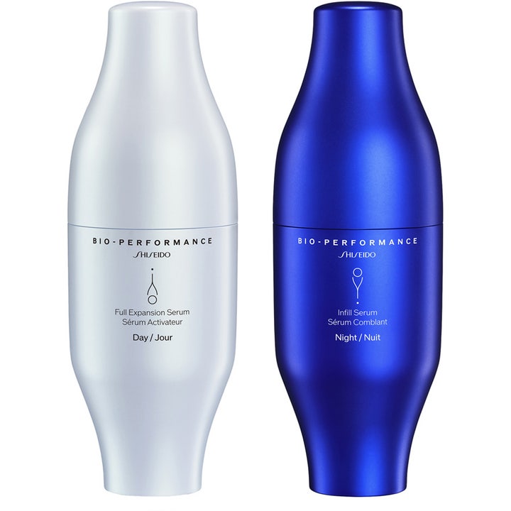Shiseido Bio-Performance Skin Filler Serum 2x30 ml udfyldende ansigtsserum i hvid og blå flaske.