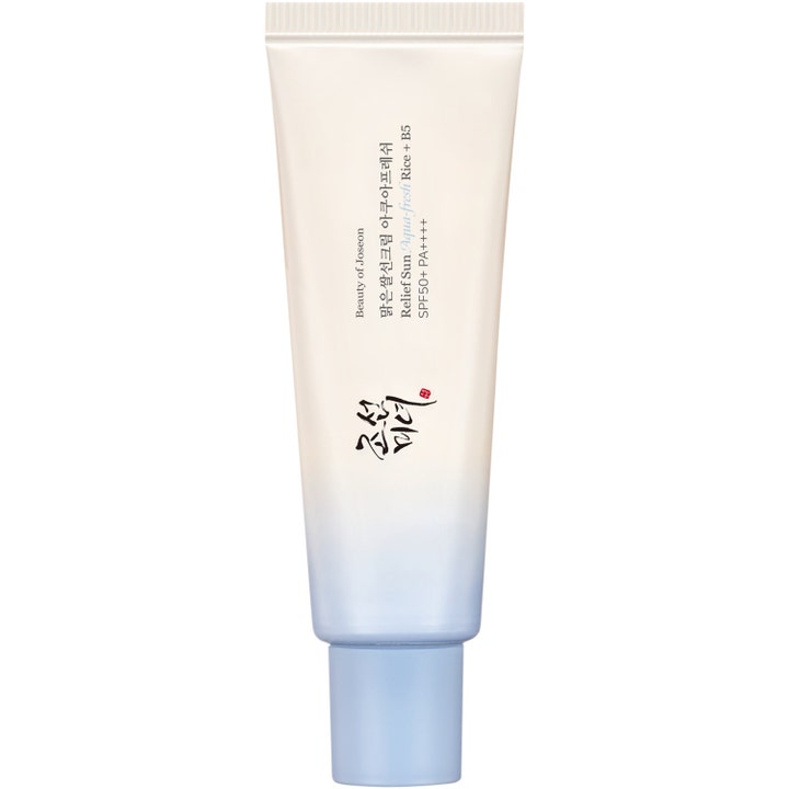 Beauty of Joseon Relief Sun Aqua-fresh Rice + B5 50 ml solcreme i hvid og blå tube der giver fugt