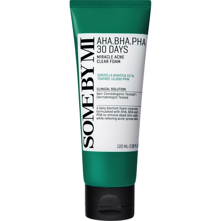 Some By Mi AHA.BHA.PHA 30 Days Miracle Acne Clear Foam 100 ml eksfolierende ansigtsrens mod uren hud i grøn tube