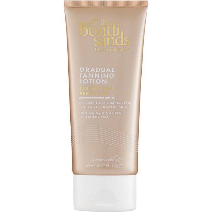 Bondi Sands Gradual Tanning Lotion 150ml selvbruner giver naturlig glød i en bronzefarvet tube med hvidt låg.
