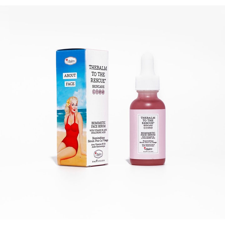 theBalm to the Rescue 30 ml biomimetisk ansigtsserum med hyaluronsyre i lyserød glasflaske og illustreret æske