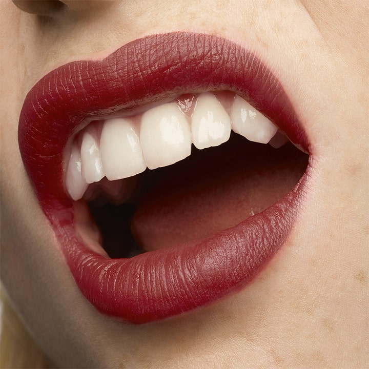 The Slim Velvet Radical Lipstick