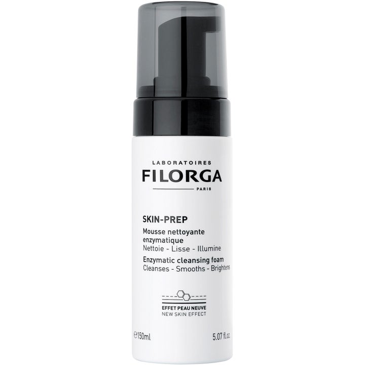 Filorga Skin-Prep Enzymatic Cleansing Foam 150 ml renseskum der giver glød i hvid flaske med mørkt gennemsigtigt låg