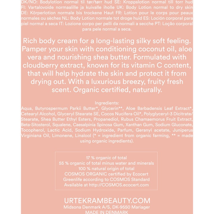 Urtekram Nordic Berry Body Cream 200 ml fugtgivende kropscreme viser bagsiden med ingredienser på lyserød baggrund.