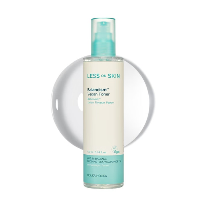 Holika Holika Less On Skin Balancism Vegan Toner 170 ml balancerende toner med niacinamid i klar flaske med turkis pumpe.